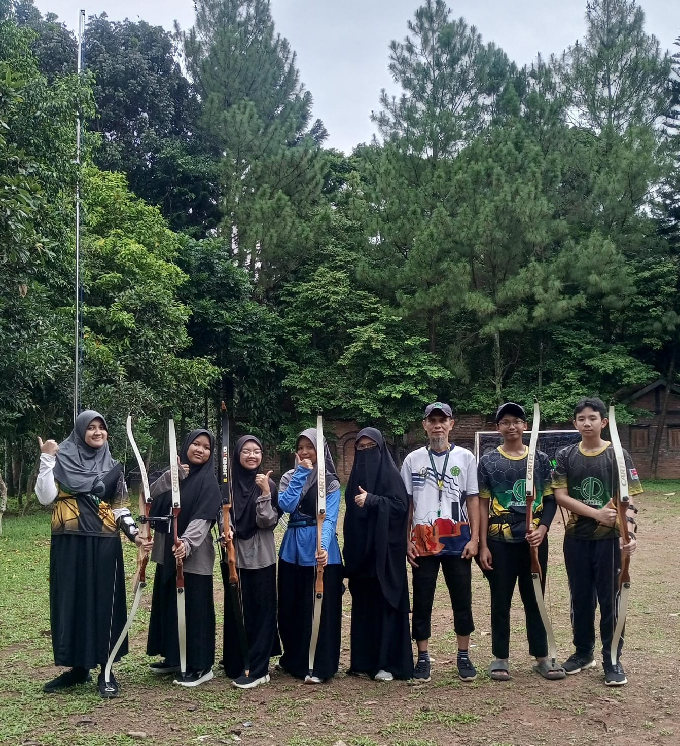 Tim Panahan Eskul SMP Bina Insan
